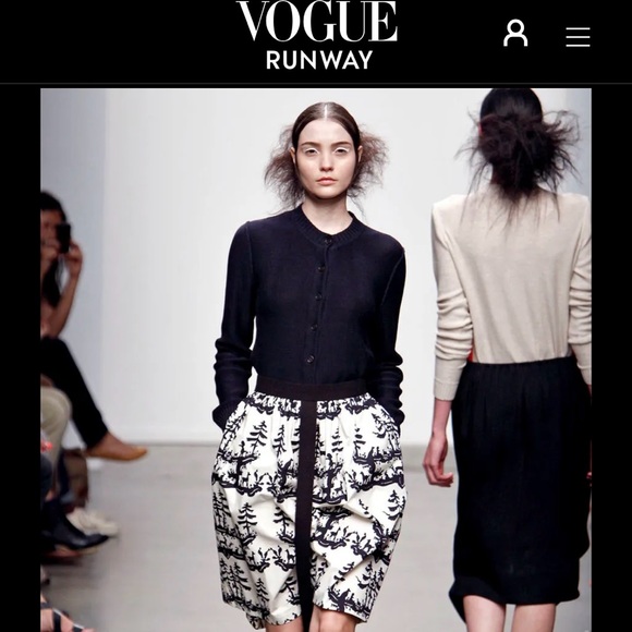 A Détacher black & cream patterned skirt - Picture 13 of 15